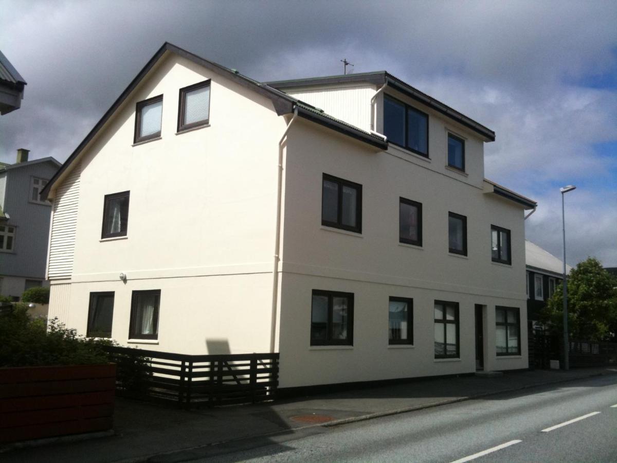 Modern Apartment Near Beach, Marina & City Centre Tórshavn Kültér fotó